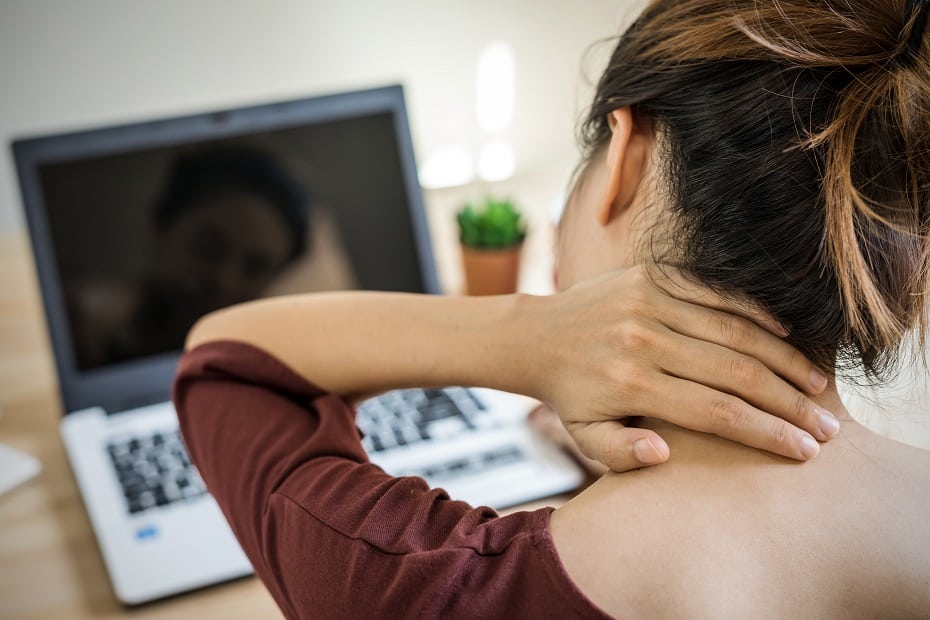 bolesti krku pri používaní počítača